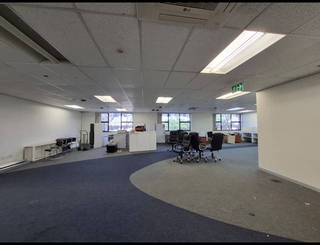 477M² OFFICE TO LET IN ROSEBANK